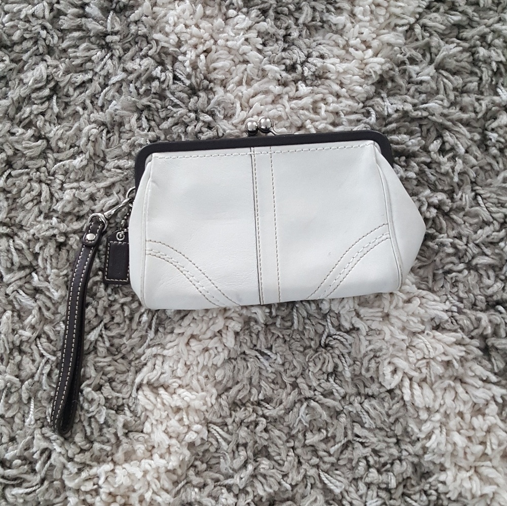 COACH Leather Clutch/Wristlet